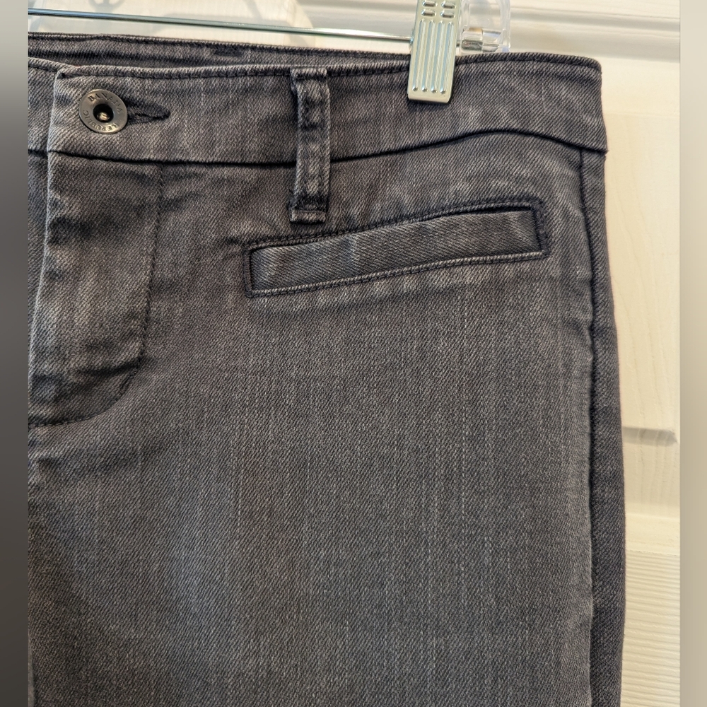 Banana Republic Limited Edition Black Flare Leg Petite Denim Jeans Sz 29/8P GUC - Picture 5 of 15